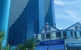 Blue Sea View Aparthotel In Orbi City